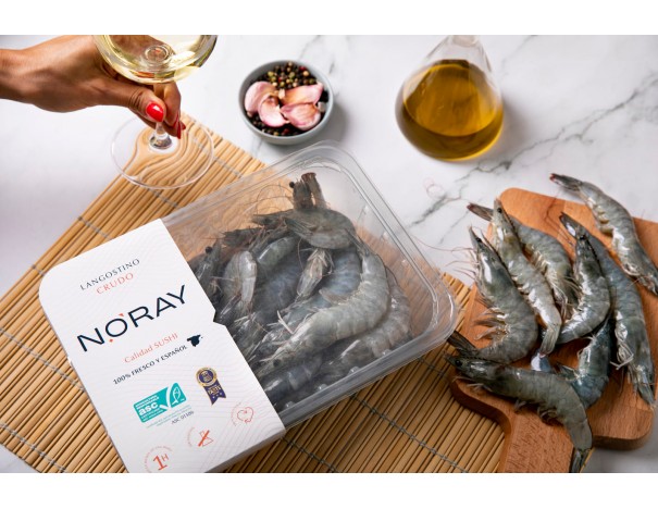Raw shrimps 40/60 pieces per kilo in...